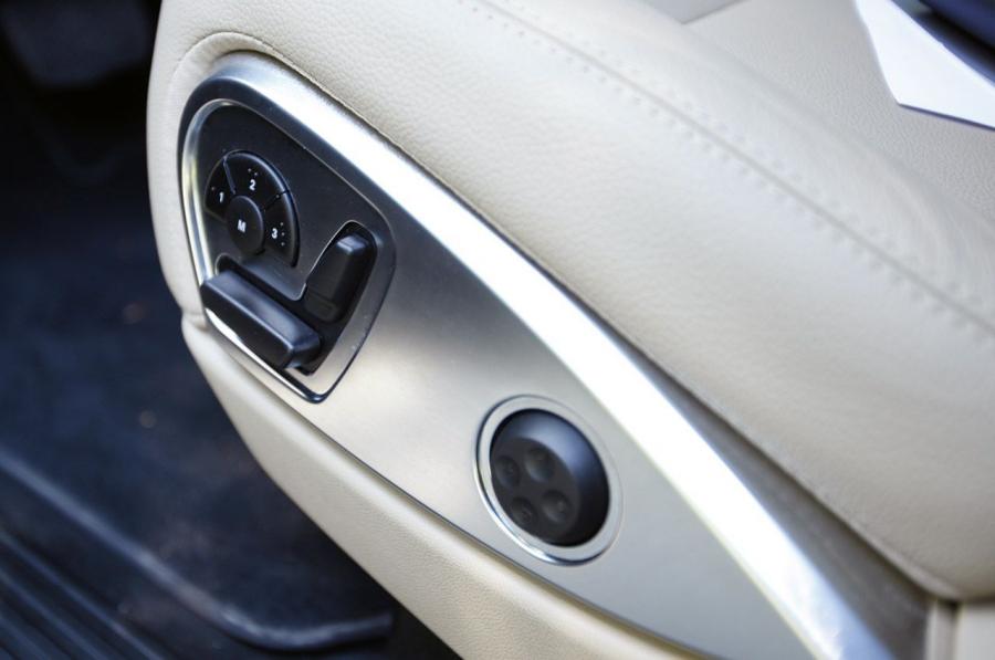  Mercedes-Benz R-Class 2011 года  (фото 122 из 186)